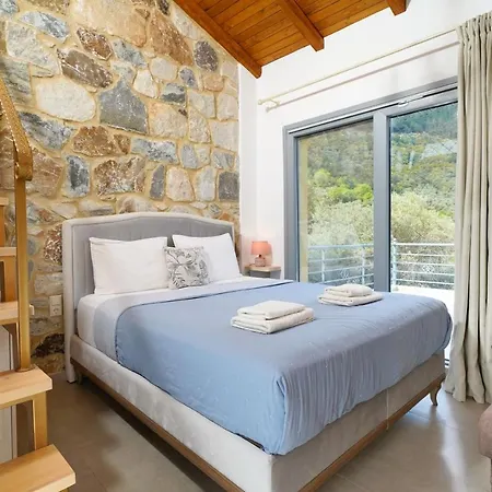 Villa Lithos Hriszí Amudiá